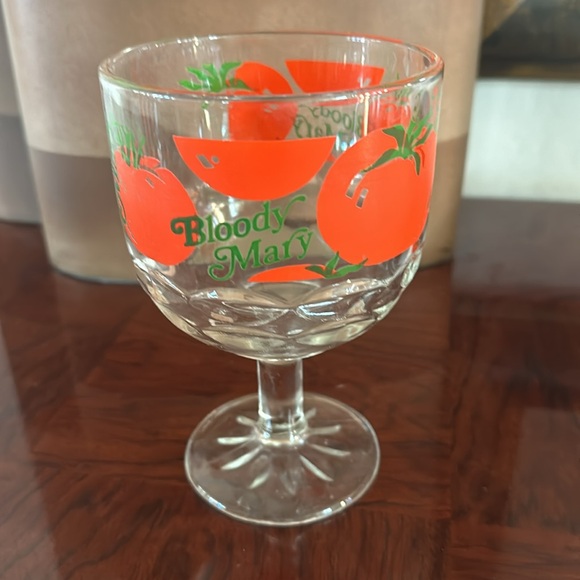 *Vintage* Bloody Mary 16 Ounce Goblet Pedestal Glass - Picture 8 of 13